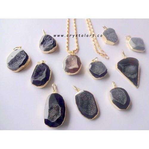 Sulemani Black Agate Stone Druzy Golden Chain Pendants