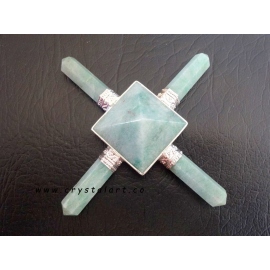 Green Aventurine Pyramid Four Point Stone Generator