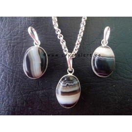 Black Banded Cabochon Oval shape Pendants